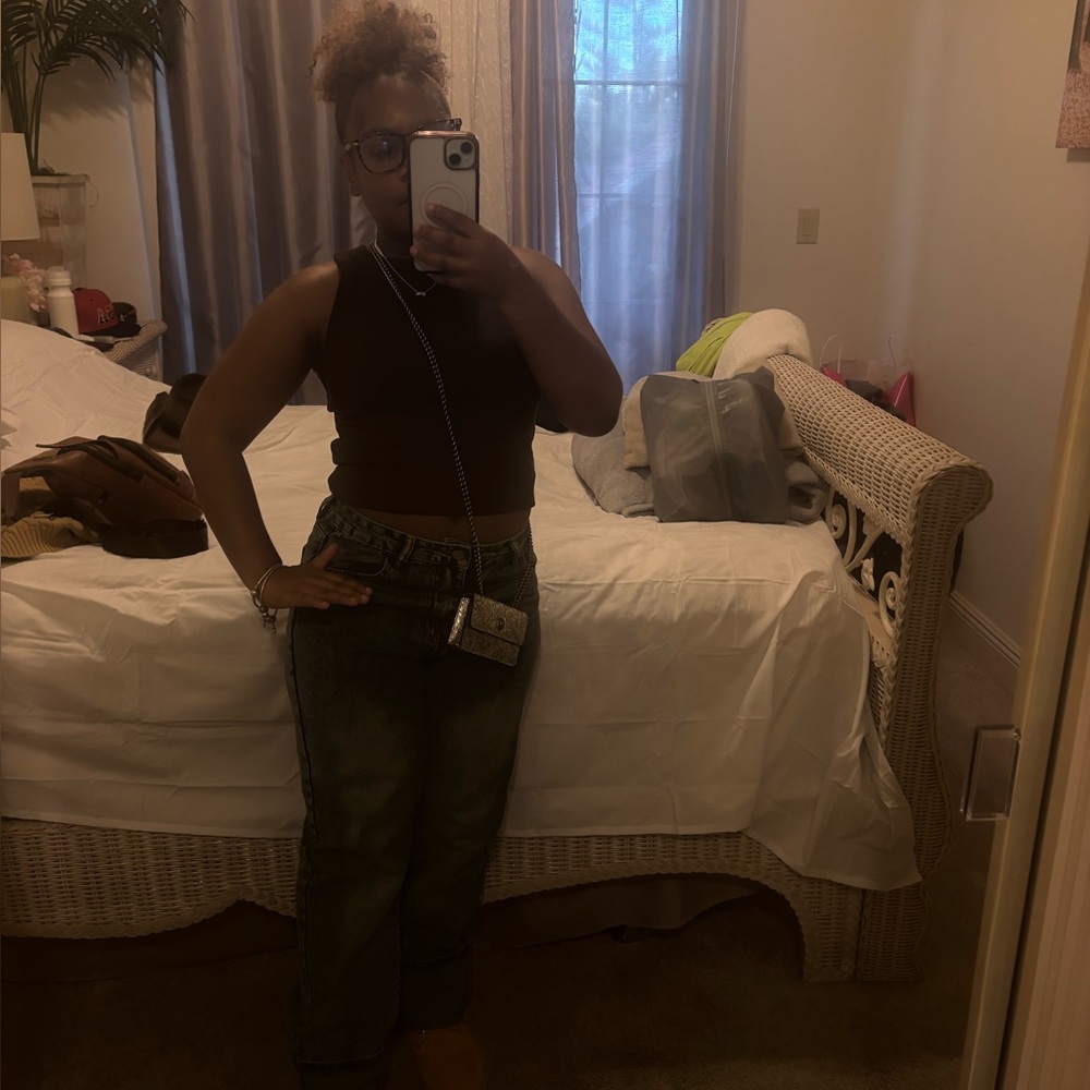 Meet your Posher, Jayla